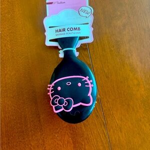 Hello Kitty Black and Pink Hair Comb